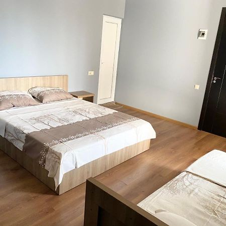 Hotel Charli Kobuleti Esterno foto