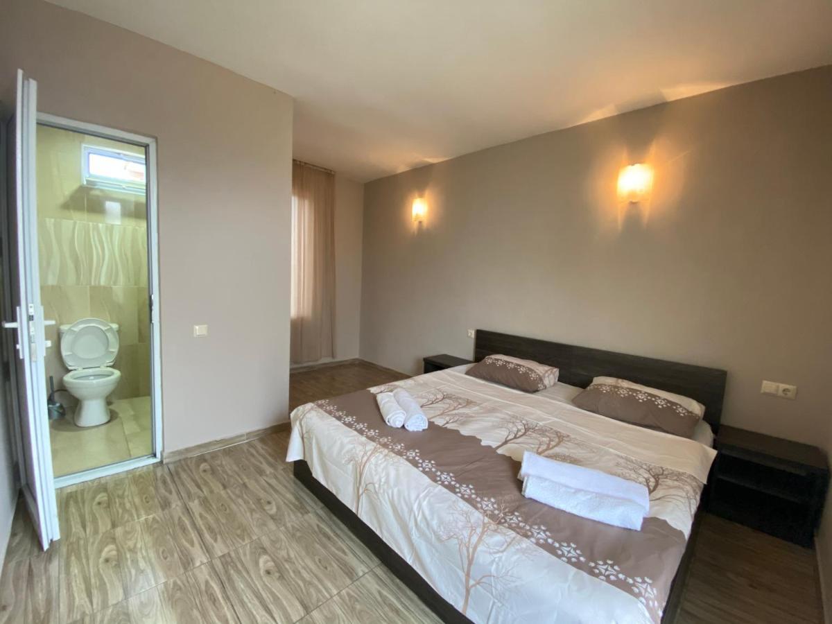Hotel Charli Kobuleti Esterno foto