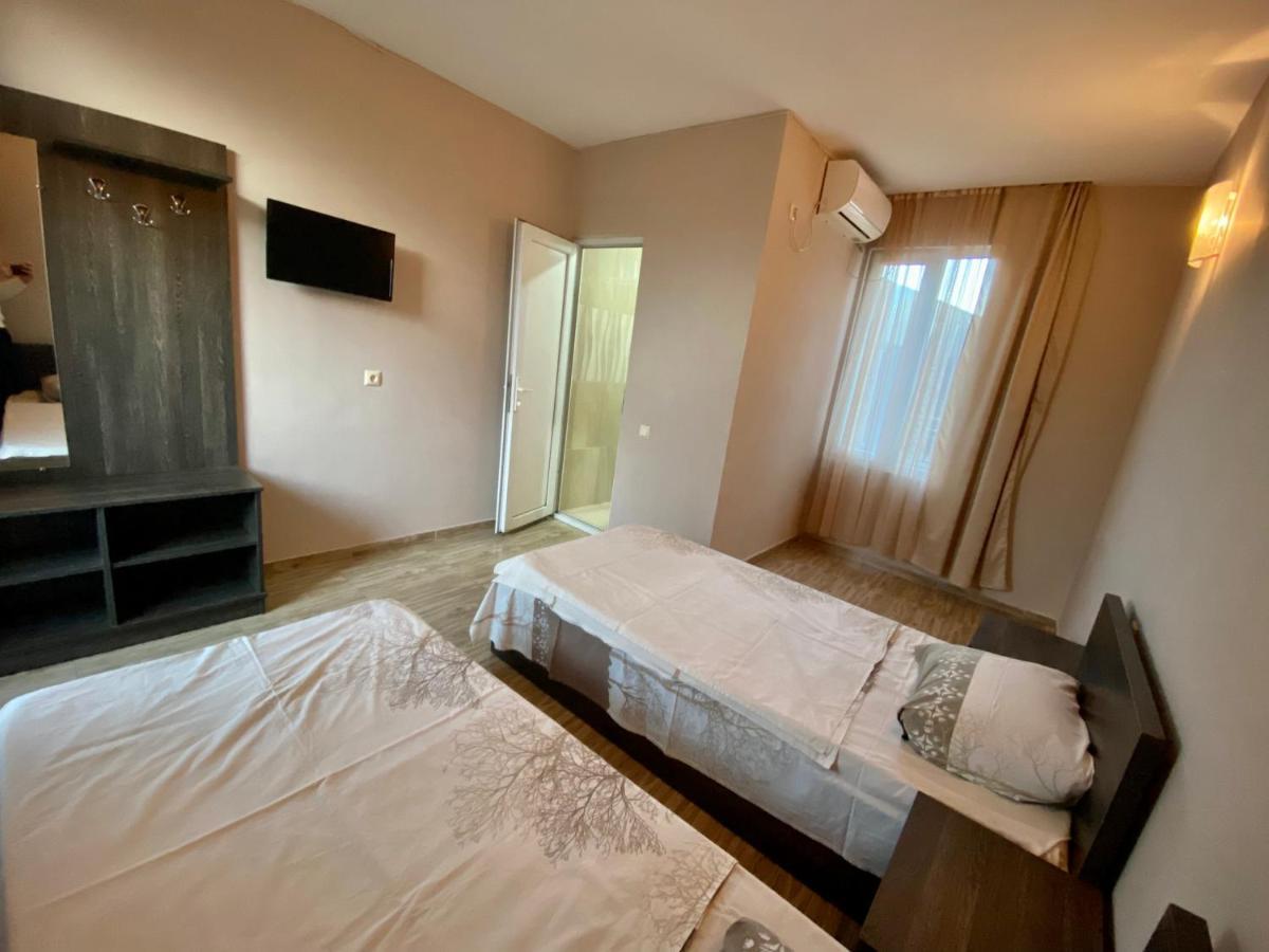 Hotel Charli Kobuleti Esterno foto